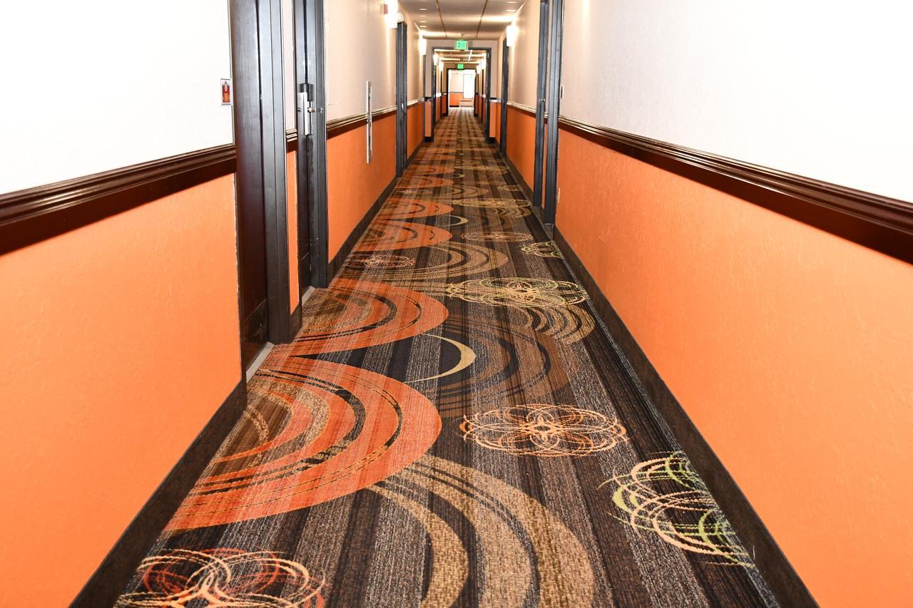 Regency Inn & Suites Faribault מראה חיצוני תמונה